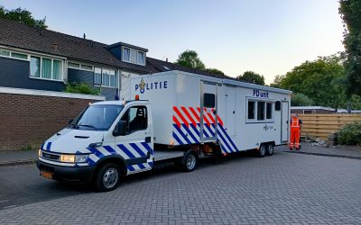 Dode op zolder van woning in Doetinchem, politie doet onderzoek